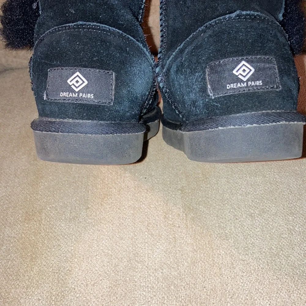DREAM PAIRS Suede Shorty-PomPom Winter Lined Ankle Boots Little Girl Size 1